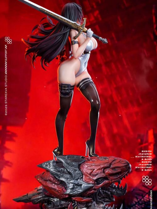 BGS Series Code Q GK Resin Statue