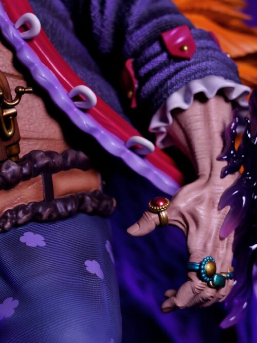 Blackbeard Marshall D. Teach GK Resin Statue