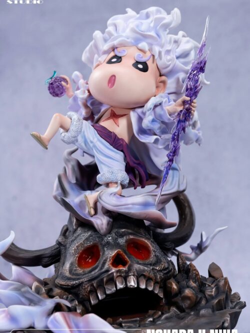 Crayon Shin-chan cos Nika Luffy GK Resin Statue