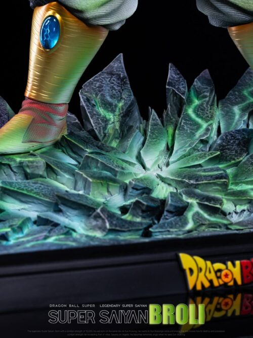 Dragon Ball Classic Series Legendary Super Saiyan Broly GK Resin Statue