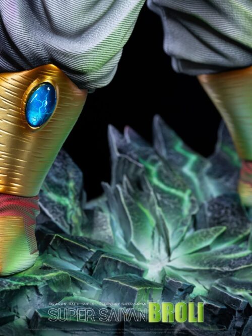 Dragon Ball Classic Series Legendary Super Saiyan Broly GK Resin Statue