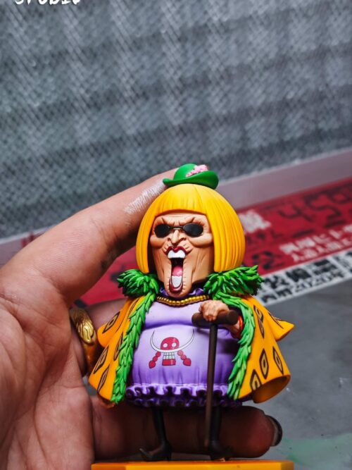 Weevil And Stussy GK Resin Statue