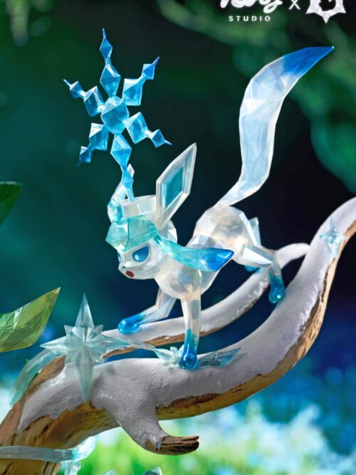Frost-Flower Reverie Terastal Eevee Statue GK Resin Statue