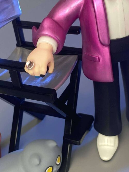 G-Dragon 3rd Album D-1 Poster Übermensch GK Resin Statue