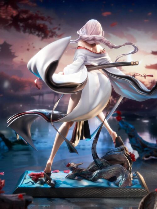 Goddess of Victory: Nikke Scarlet Black Shadow GK Resin Statue