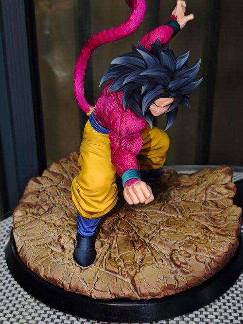 Opening Stance Super Saiyan 4 Goku GK Resin Statue