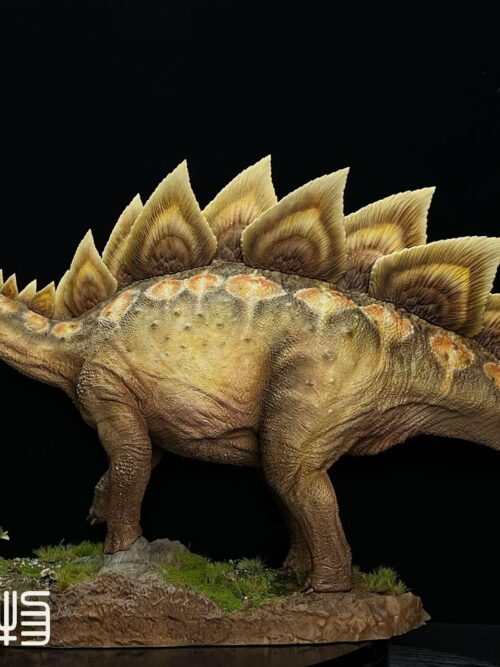 “Roadkill” Stegosaurus Stenops 1/18 Scale Diorama GK Resin Statue