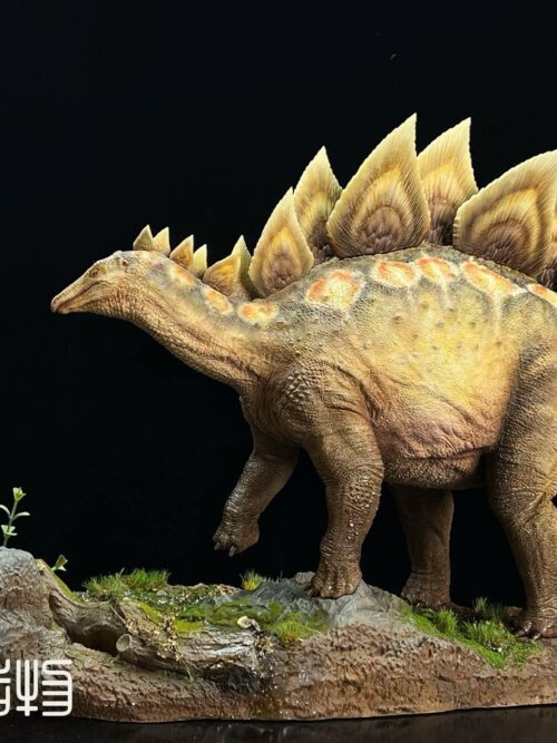 “Roadkill” Stegosaurus Stenops 1/18 Scale Diorama GK Resin Statue