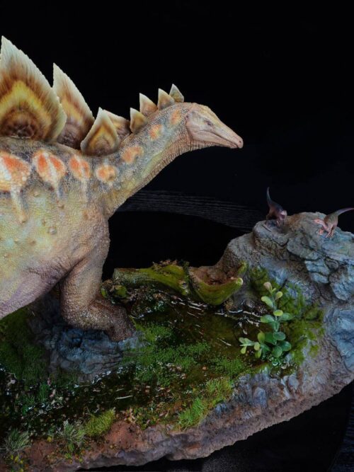 “Roadkill” Stegosaurus Stenops 1/18 Scale Diorama GK Resin Statue