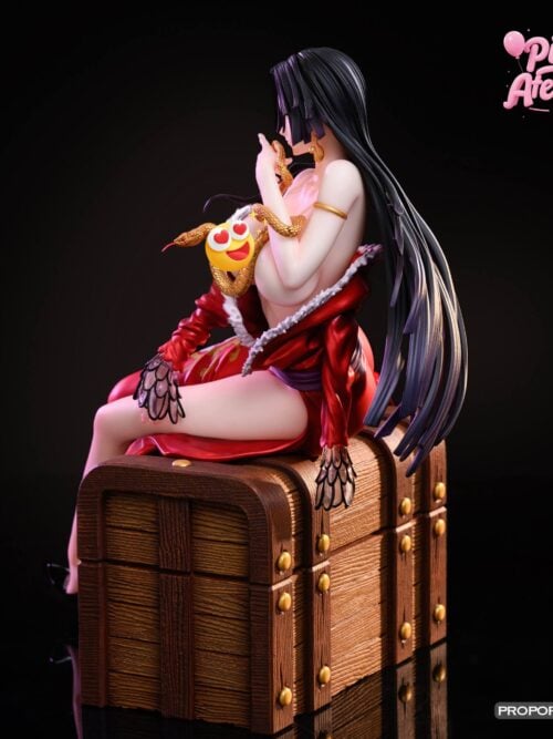 Snake Queen Boa Hancock GK Resin Statue