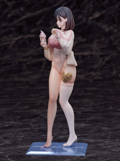 Strawberry Sundae Poster Girl Summer Kana GK Resin Statue