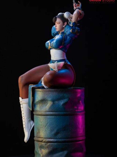 Street Fighter Light Statue of a Female Fighter Chun GK Resin Statue