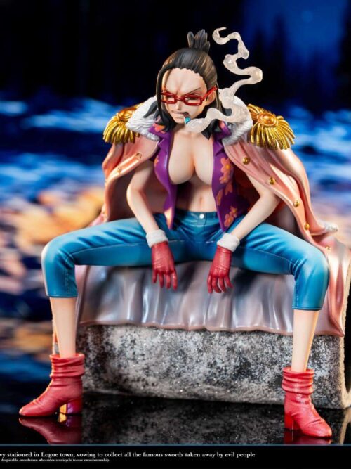 Tashigi ~ Smoker Body‑Swap GK Resin Statue