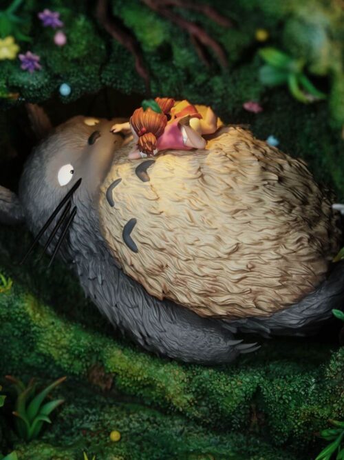 Totoro “Tree Hollow” Diorama GK Resin Statue