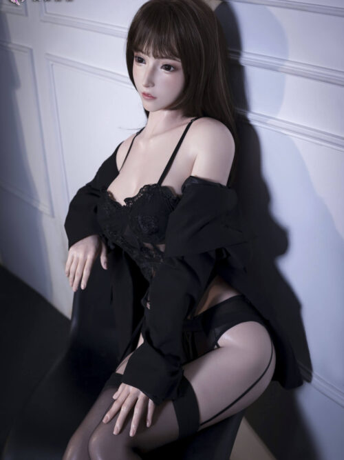 Yua Mikami 1:1 Platinum‑Silicone Doll GK Resin Statue
