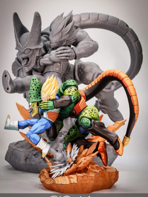 Vegeta vs. Semi-Perfect Cell GK Resin Statue