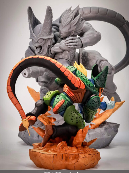 Vegeta vs. Semi-Perfect Cell GK Resin Statue