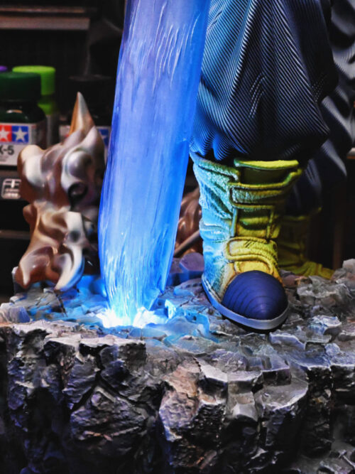 1/4 Scale Great Sword Trunks - Violent Bear Studio - Detail View 2