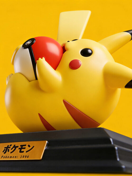Pikachu 30th Anniversary Vol. 2 Nostalgic Handheld Edition - miumiu Studio - Detail View 2