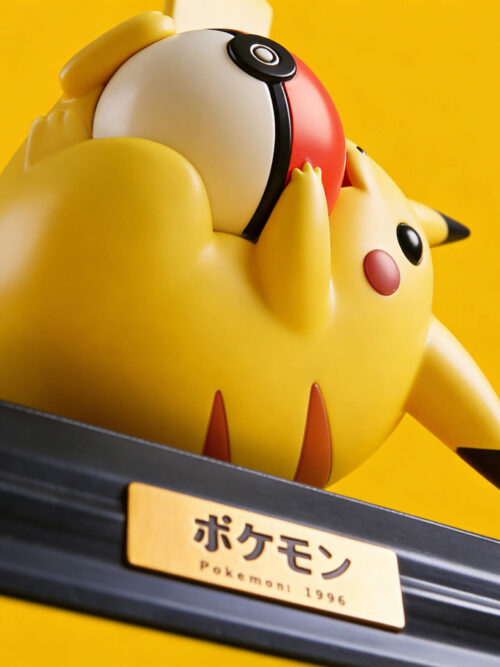 Pikachu 30th Anniversary Vol. 2 Nostalgic Handheld Edition - miumiu Studio - Detail View 3