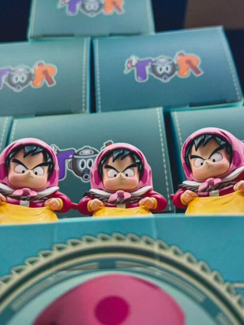 Cross-Dressing Son Goku - TOR Studio - Detail View 6