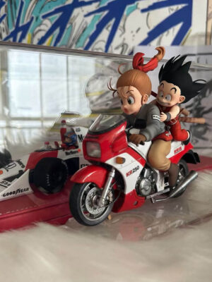 3xncj02gegp95rygpjva4v0ychqwrff6 Motorcycle Scene Bulma & Son Goku - SGJ Studio - Collectible Figure Main View