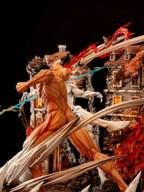 Attack On Titan War Hammer Titan vs. Attack Titan - TITAN Studio - Detail View 8