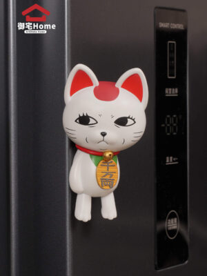 Turbo Granny Figure Magnet - ArtOtaku Home Studio - Detail View 1