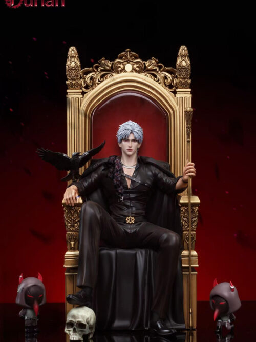 Dark Fang Leader Sylus - Collectible Figure Main View