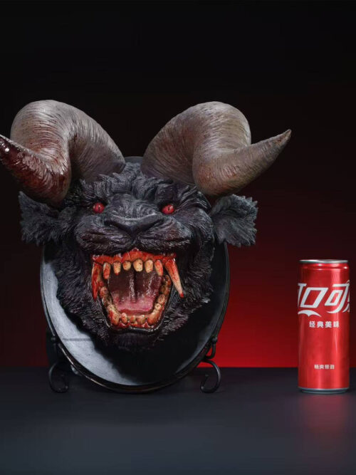 Berserk Wall-Mount Series Guts & Nosferatu Zodd - Detail View 5