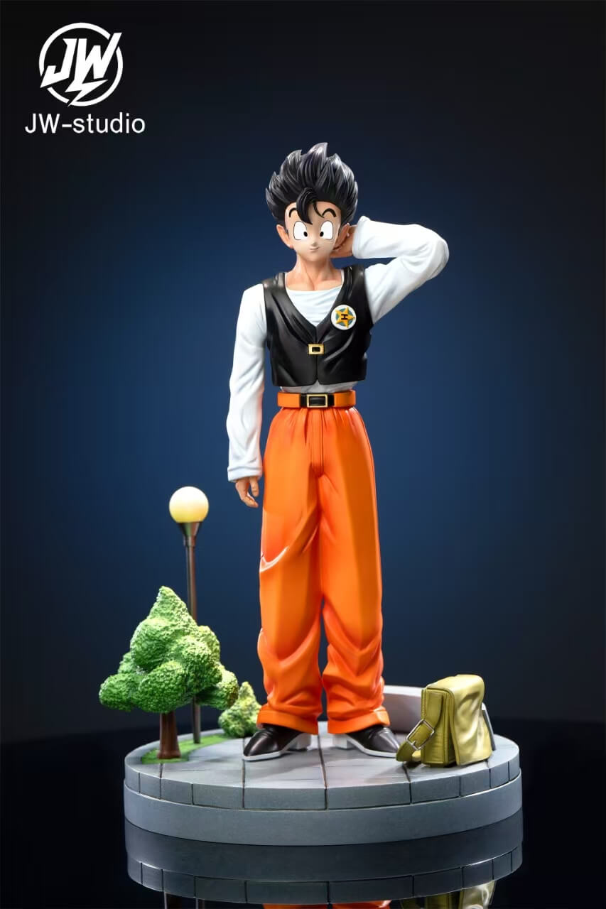 School Son Gohan - Featured Image School Son Gohan - Collectible Figure Main View