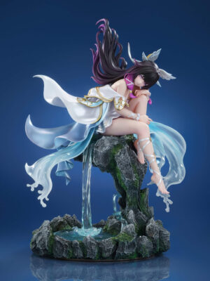 4mptr9r92r8a2ekgaqa9j4x2jq4rk9kn Moon Princess Columbina - Collectible Figure Main View