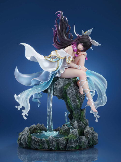 Moon Princess Columbina - Collectible Figure Main View