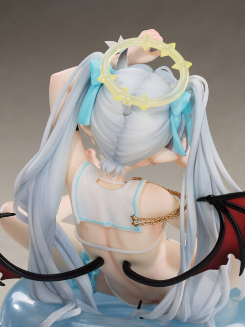Floating Summer: Silver-Haired Girl - Detail View 12