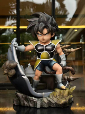 7km0g1gc8s486afza5wfg33fqw2vtpq7 Childhood Broly - Collectible Figure Main View