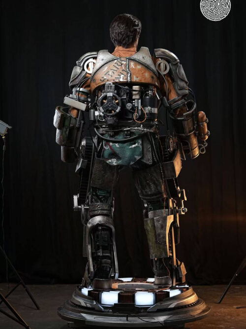 1:1 Scale Full-Body Life-Size Figure Iron Man - Detail View 8