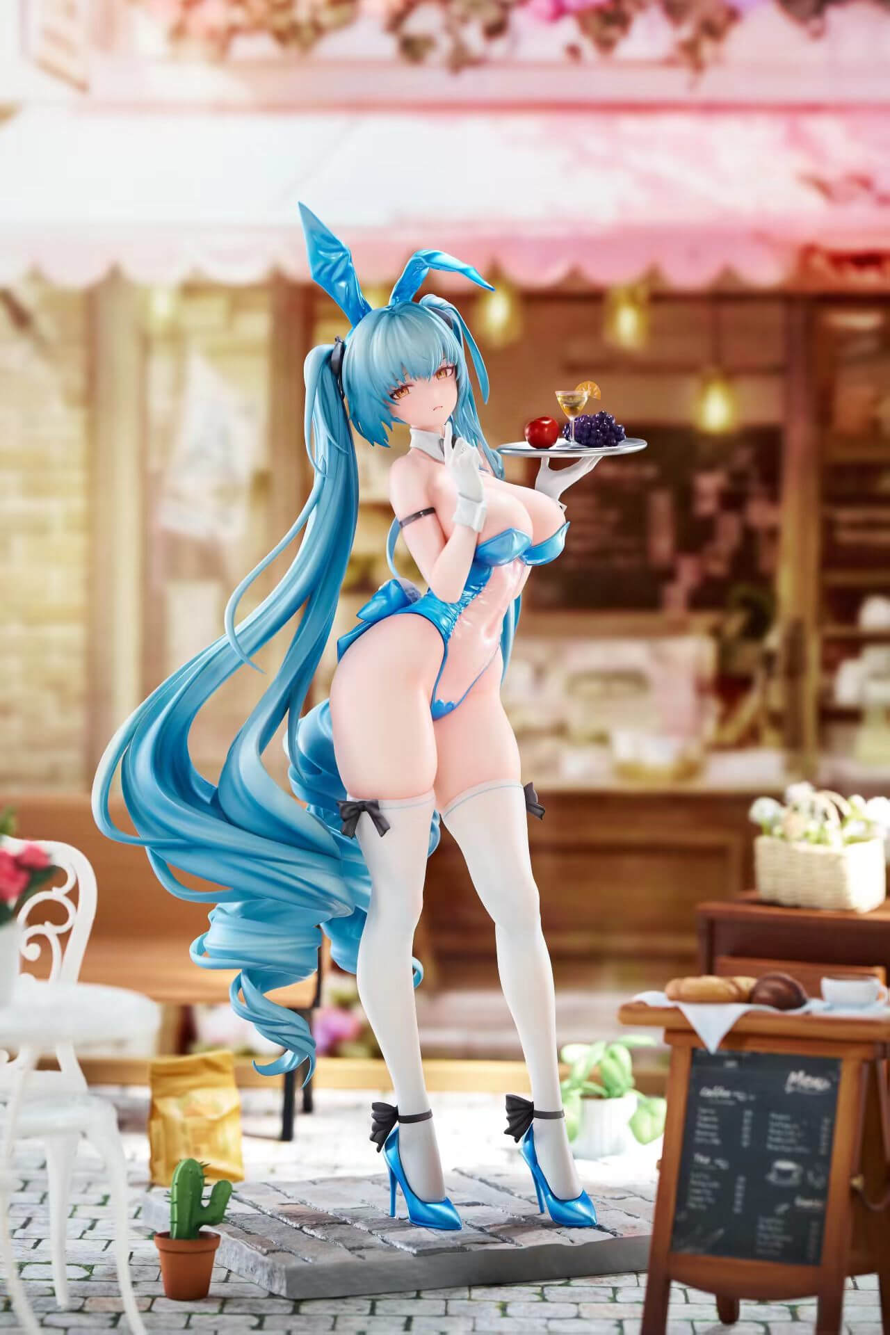 Bunny Girl Privaty - Featured Image Bunny Girl Privaty - Collectible Figure Main View