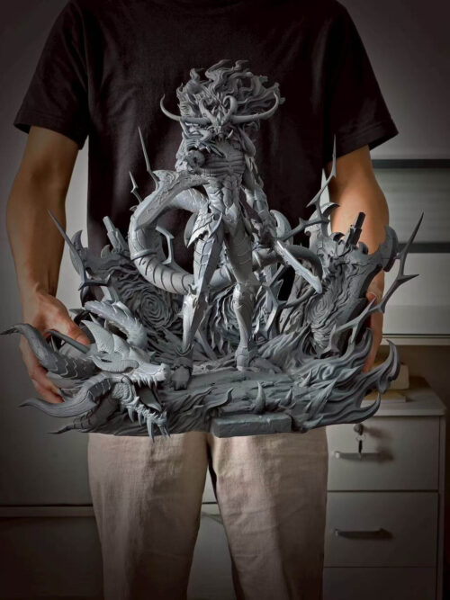 Monarch of White Flames Baran - Detail View 14