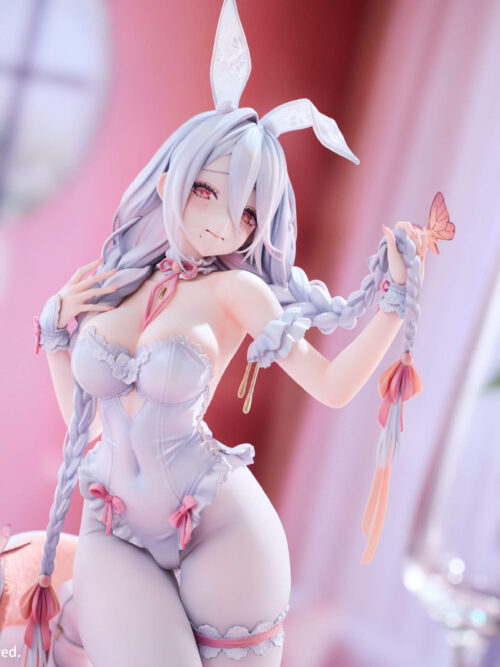 White Rabbit: Mary - Detail View 1