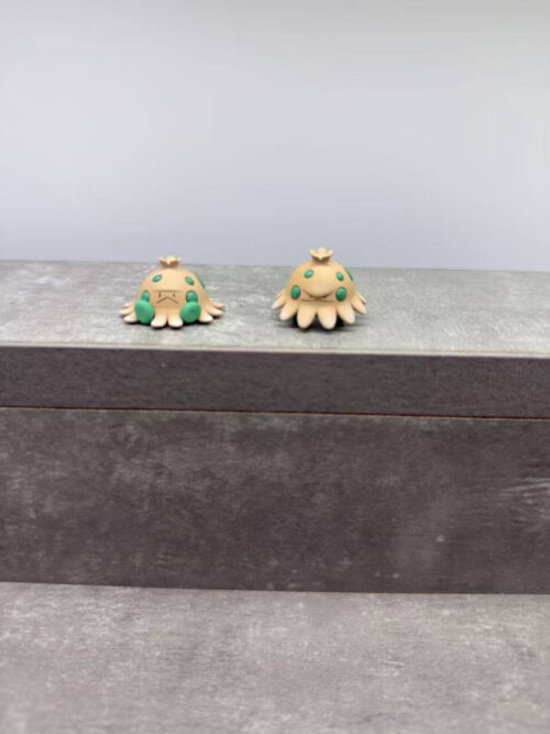 Evolution Line Breloom and Shroomish - Detail View 3