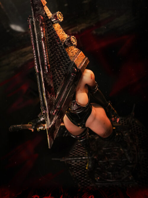 Butcher Queen Pyramid Head — Silent Hill - Detail View 12