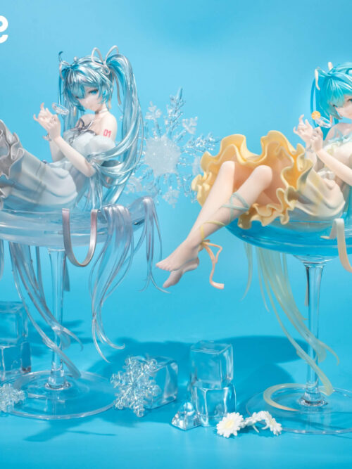 Snow Miku and Summer Miku — Hatsune Miku - Detail View 8