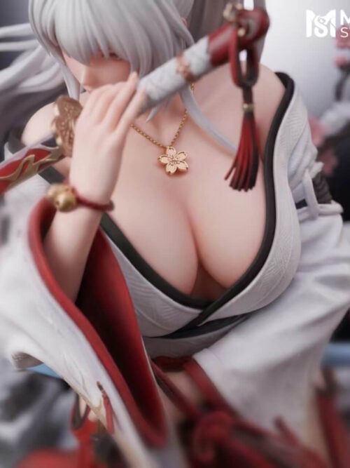 Ice Shrine Maiden Hiyuki - Detail View 3