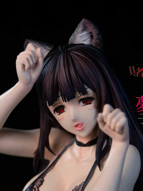 Kneeling Jabami Yumeko - Detail View 3