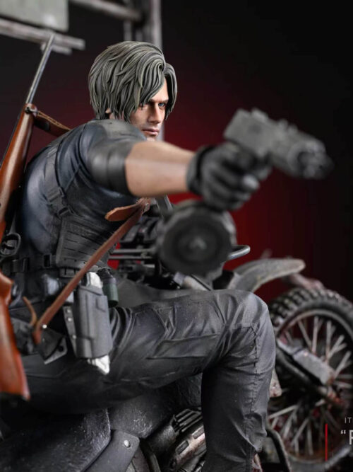 Raccoon City Chase — Leon Scott Kennedy - Detail View 3