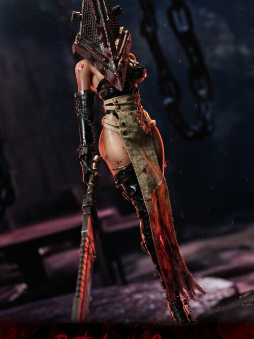 Butcher Queen Pyramid Head — Silent Hill - Detail View 5