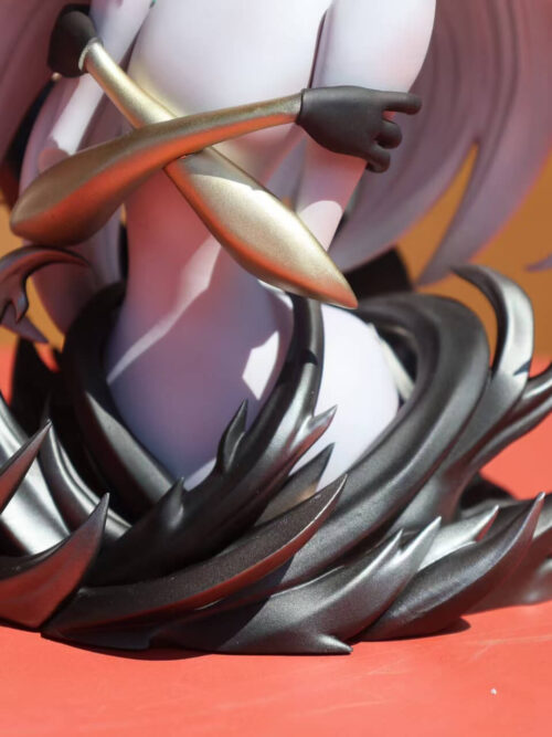 Hornet vs Grand Mother Silk - Detail View 7