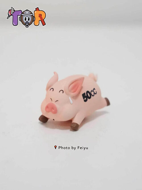 Riding Pig Arale - Detail View 5
