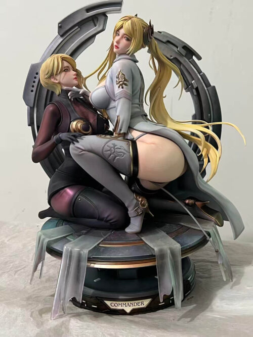 NieR:Automata - YoRHa Commander and Operator - Detail View 11