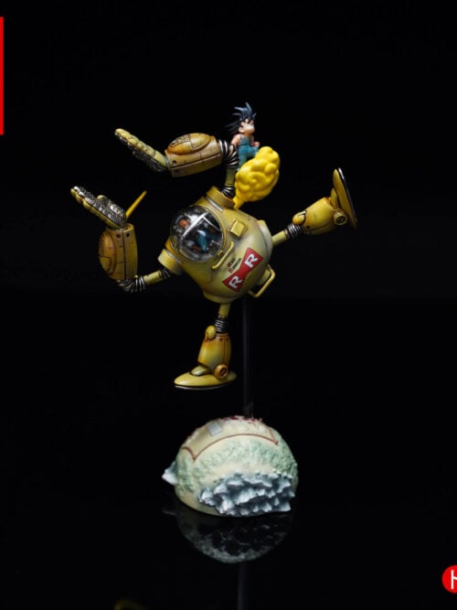 Red Ribbon Army vs Son Goku - Collectible Figure Main View